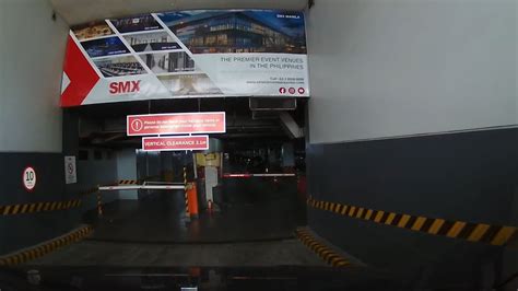 smx convention center parking